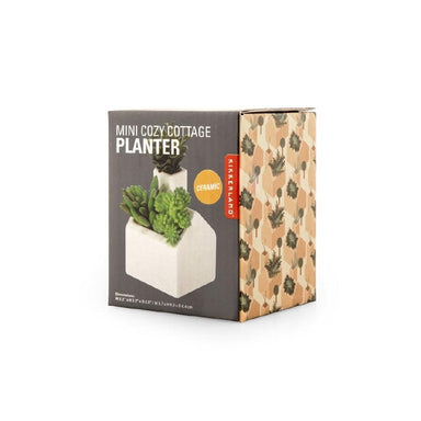 kikkerland-mini-cozy-cottage-planter